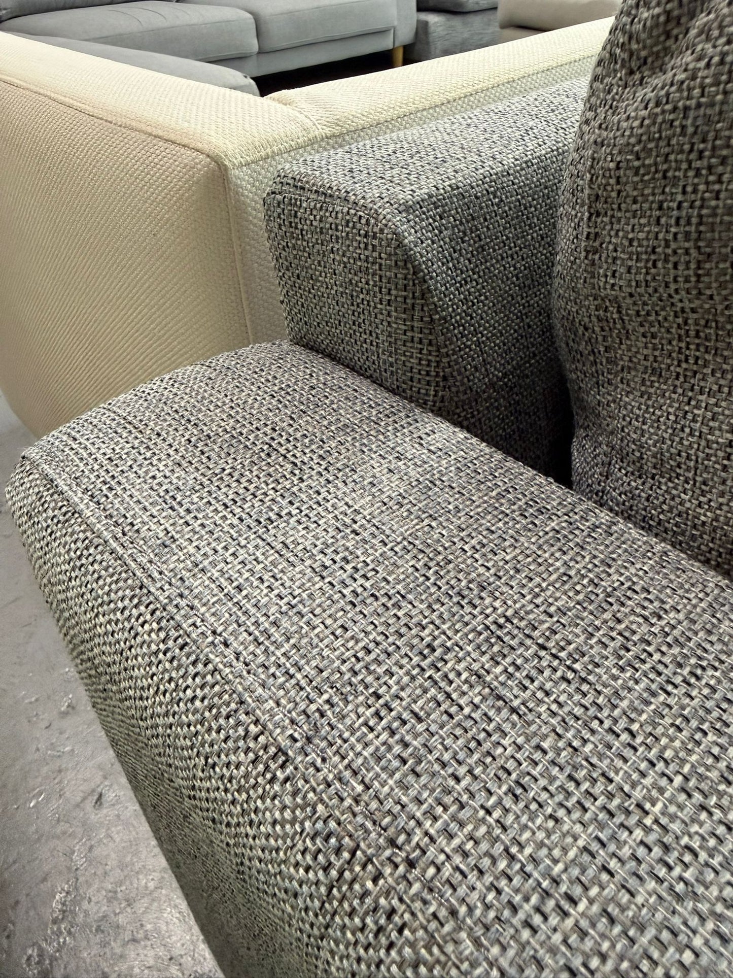 ⭐️Grey L shape sofa | Pre-owned – Steam cleaned | SYDNEY WIDE DELIVERY