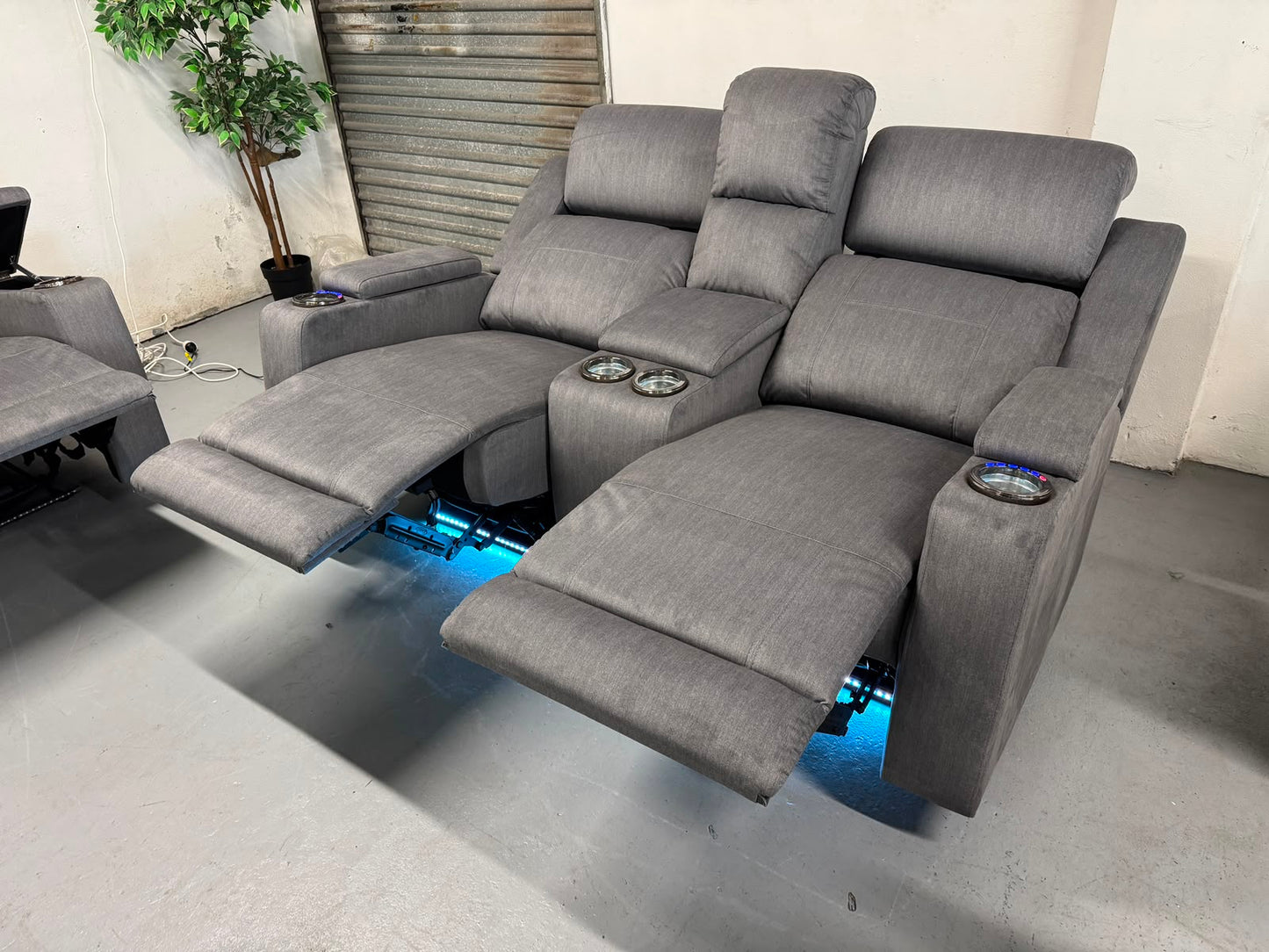 Harvey Norman 5-Seater Electric Recliner Lounge – LED Lights & Adjustable Headrests | BRAND NEW ✨