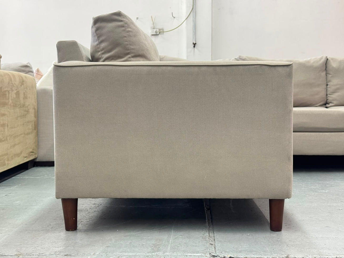 Lounge Innovations Corner Sofa – Reversible Chaise | Cloud Comfort | Pre-Owned | Steam Cleaned