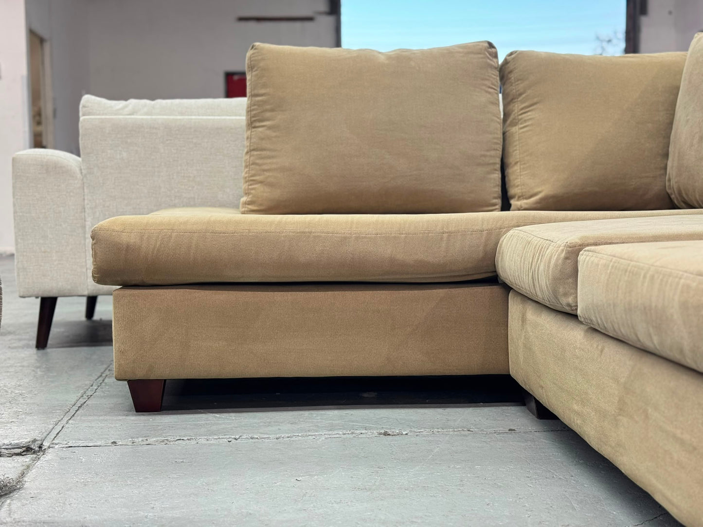 Mocha L-Shape Lounge – Spacious L-Shape | Pre-Owned | Steam Cleaned | Sydney-Wide Delivery