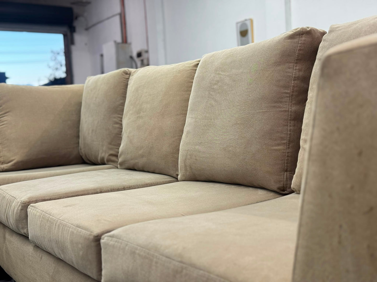 Mocha L-Shape Lounge – Spacious L-Shape | Pre-Owned | Steam Cleaned | Sydney-Wide Delivery