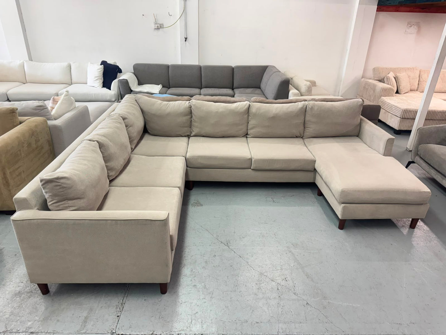 Lounge Innovations Corner Sofa with Reversible Chaise – Preowned | Steam Cleaned | Sydney-Wide Delivery ✨