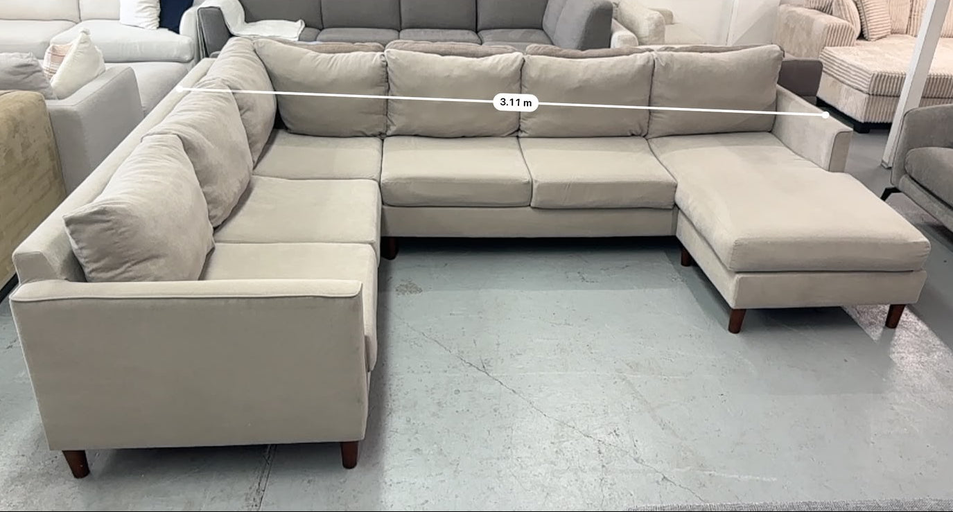 Lounge Innovations Corner Sofa with Reversible Chaise – Preowned | Steam Cleaned | Sydney-Wide Delivery ✨