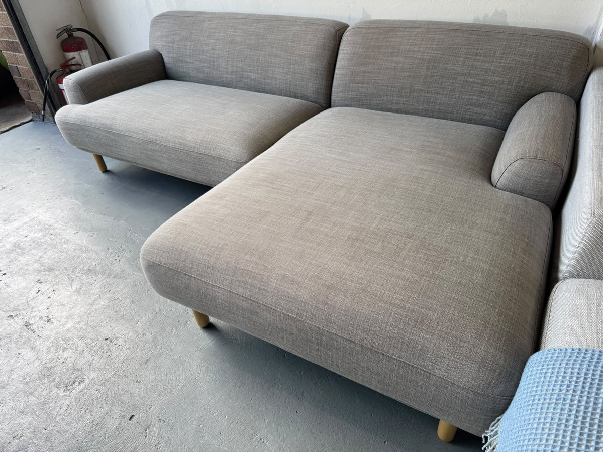 Freedom L-Shape Sofa with Chaise | Sydney Wide Delivery | Pre-Owned
