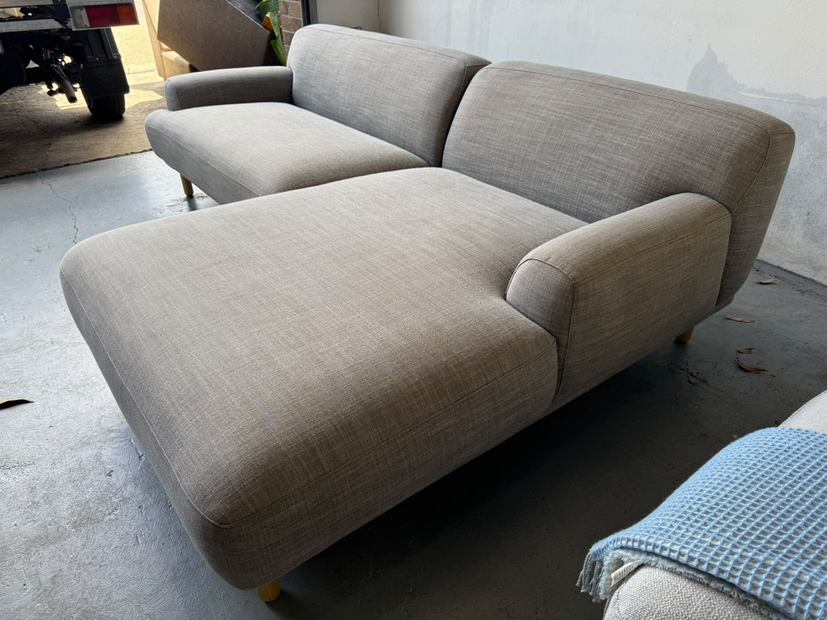 Freedom L-Shape Sofa with Chaise | Sydney Wide Delivery | Pre-Owned