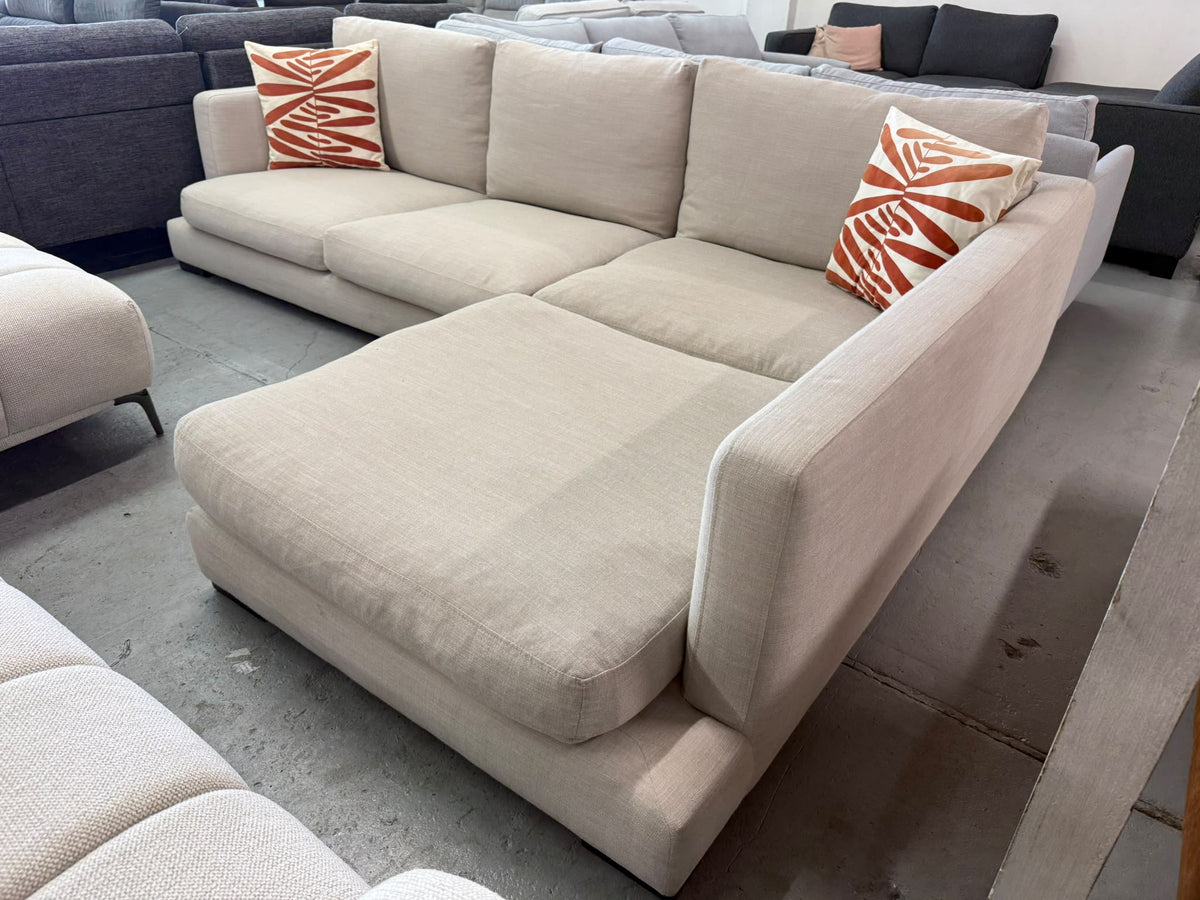 Freedom Long Island L-Shape Sofa with Chaise | Sydney Wide Delivery | Pre-Owned