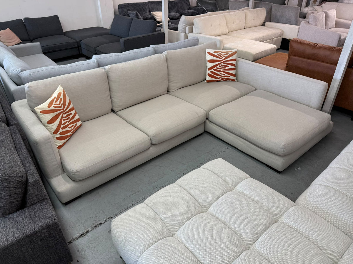 Freedom Long Island L-Shape Sofa with Chaise | Sydney Wide Delivery | Pre-Owned