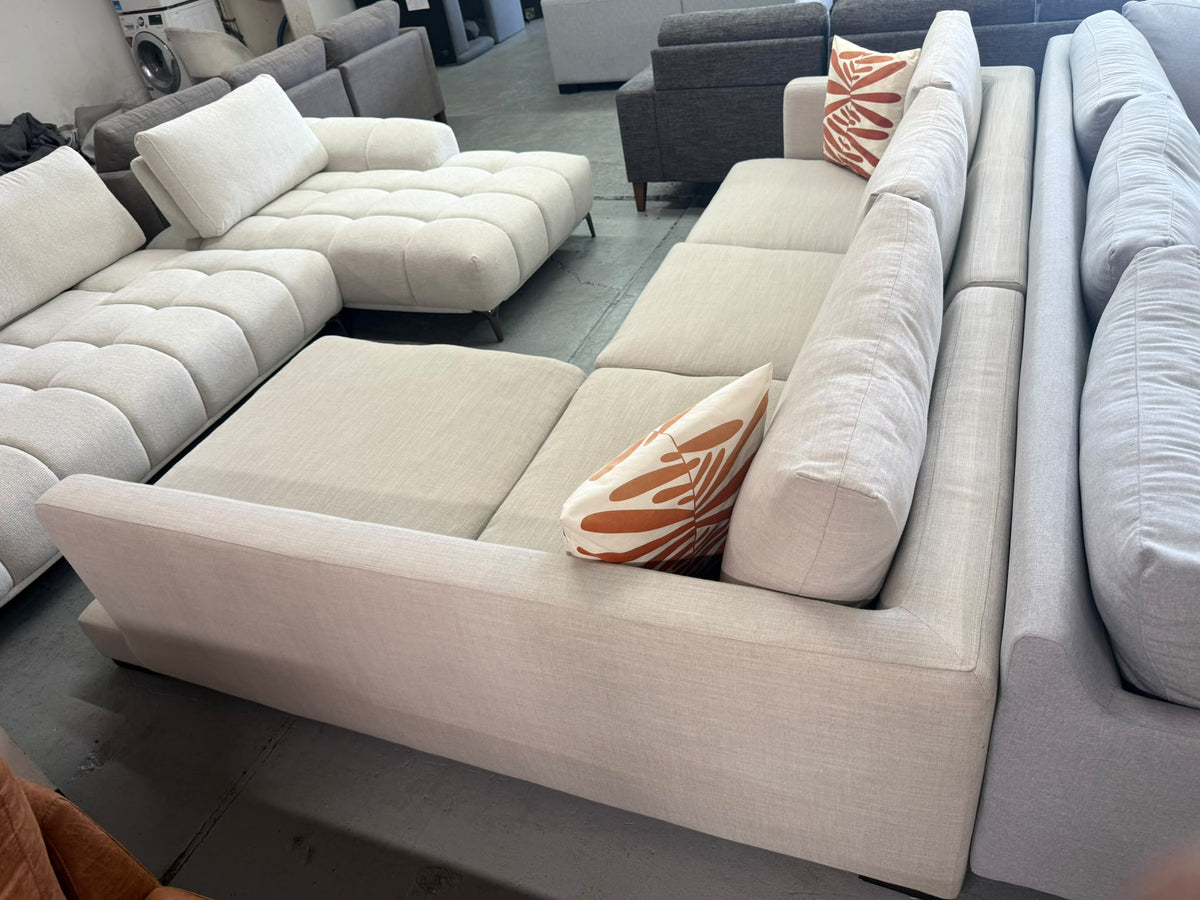 Freedom Long Island L-Shape Sofa with Chaise | Sydney Wide Delivery | Pre-Owned