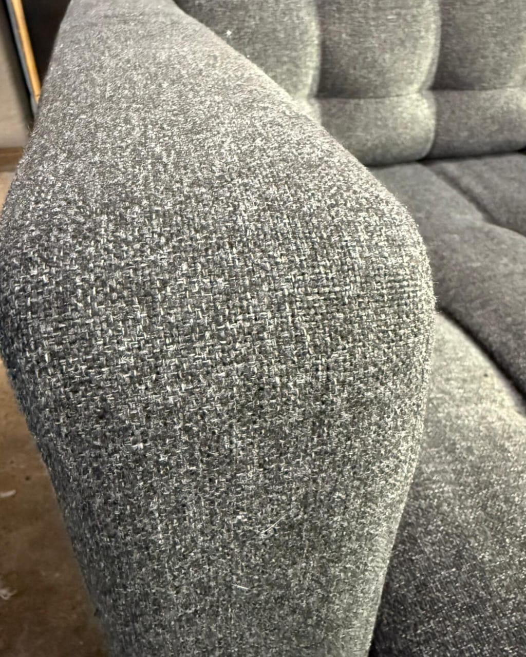 ⭐️ Charcoal grey L-Shape Sofa | Pre-owned – Steam cleaned | SYDNEY WIDE DELIVERY
