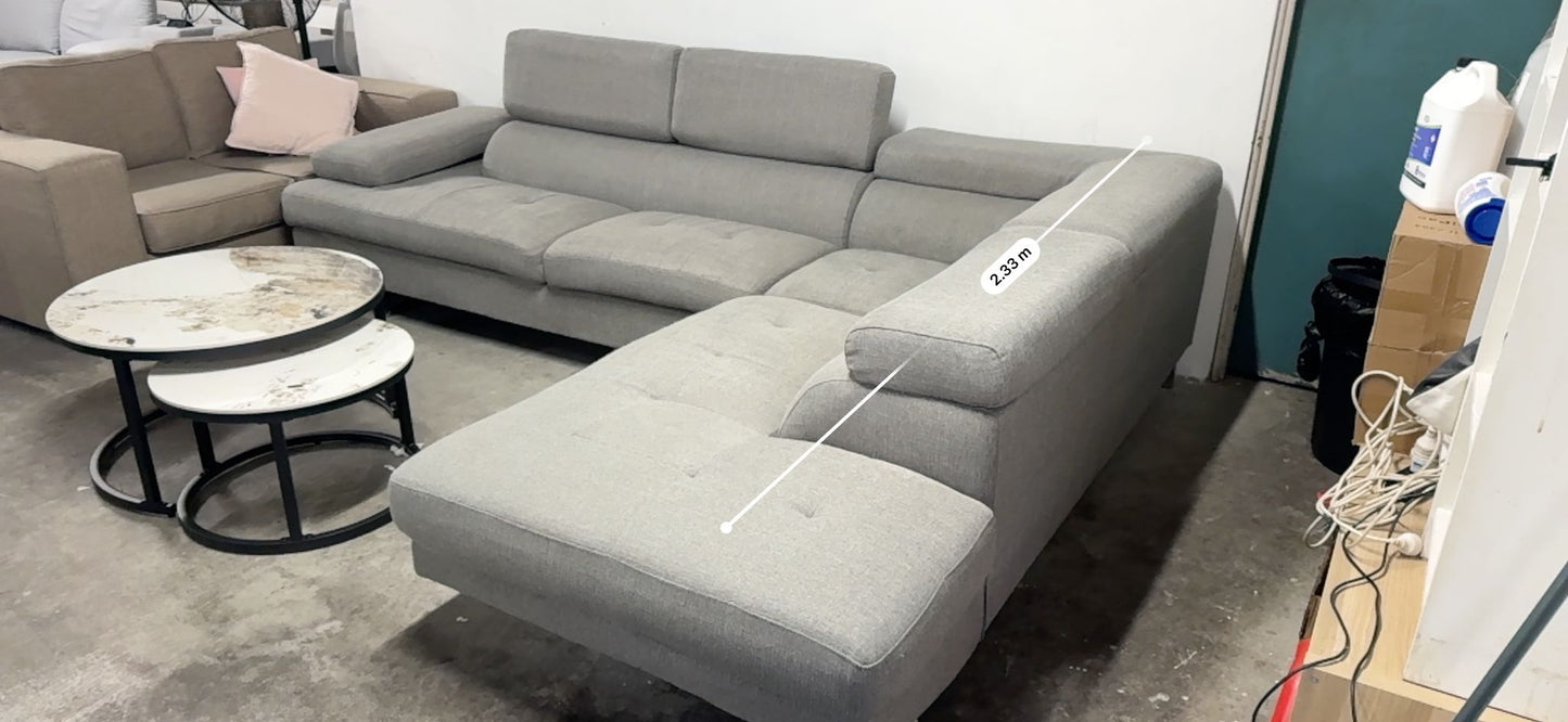 ⭐️Adjustable Headrest Sofa | Pre-owned – Steam cleaned | SYDNEY WIDE DELIVERY