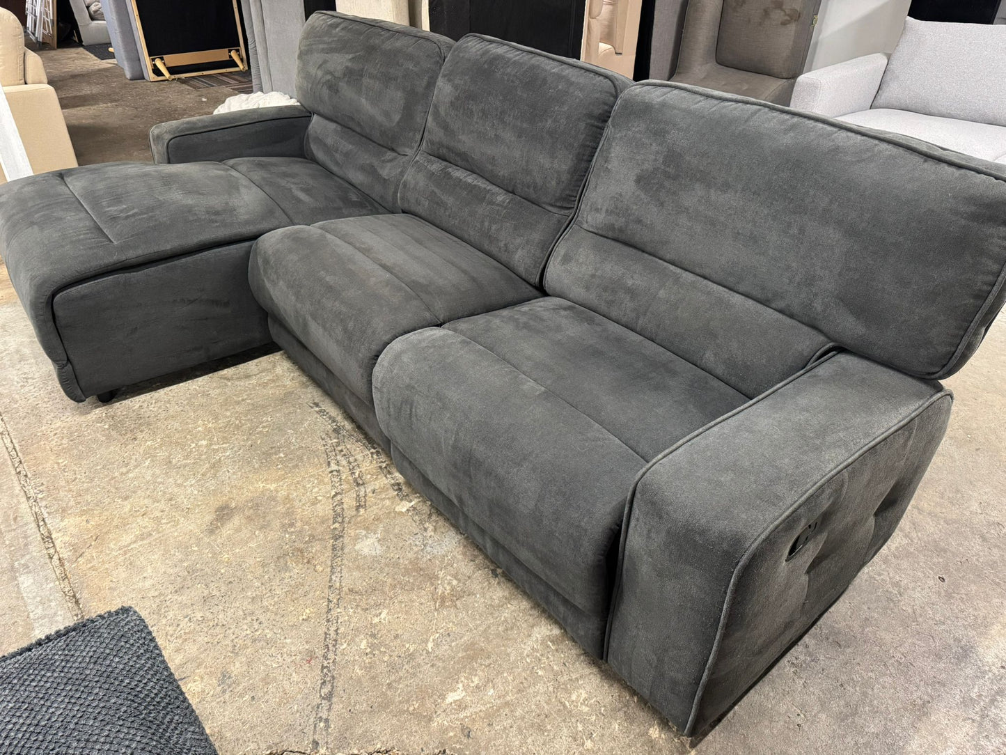 ⭐️ L-Shape Recliner Sofa | Pre-owned – Steam cleaned | SYDNEY WIDE DELIVERY