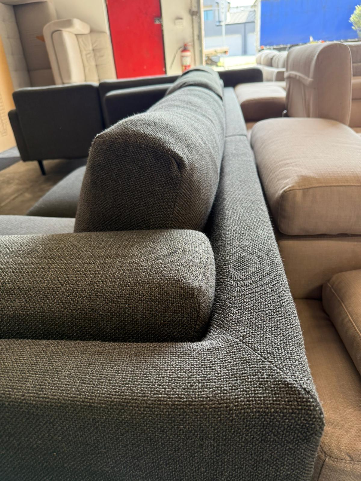 ⭐️Charcoal L-shape Sofa | Pre-owned – Steam cleaned | SYDNEY WIDE DELIVERY