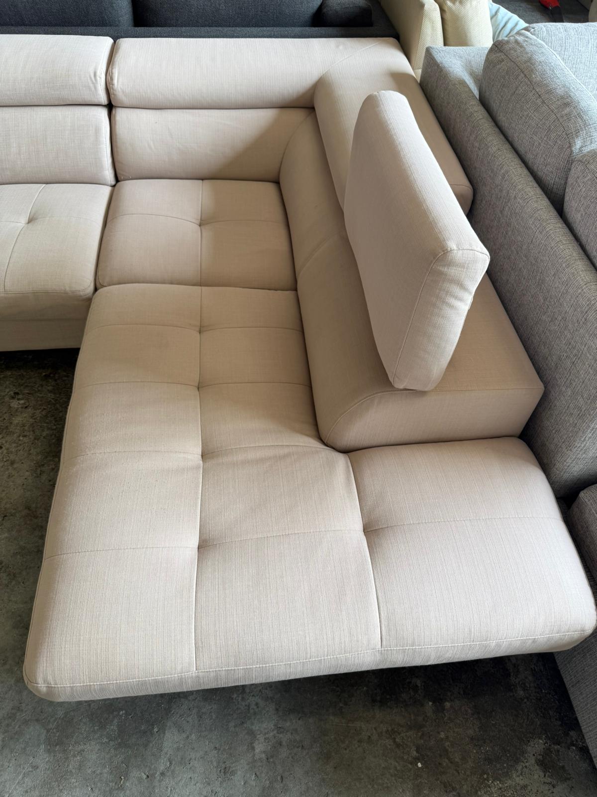 ⭐️ Harvey Norman Beige L-shape with Adjustable Headrest  | Pre-owned – Steam cleaned | SYDNEY WIDE DELIVERY