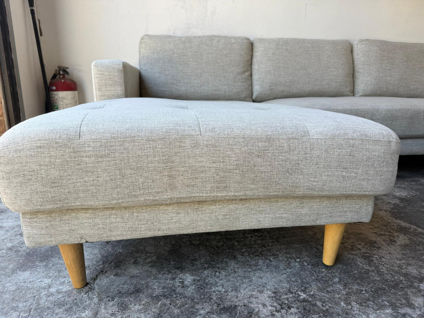 ⭐️ L-Shape Cream Sofa Pre-owned – Steam cleaned | SYDNEY WIDE DELIVERY