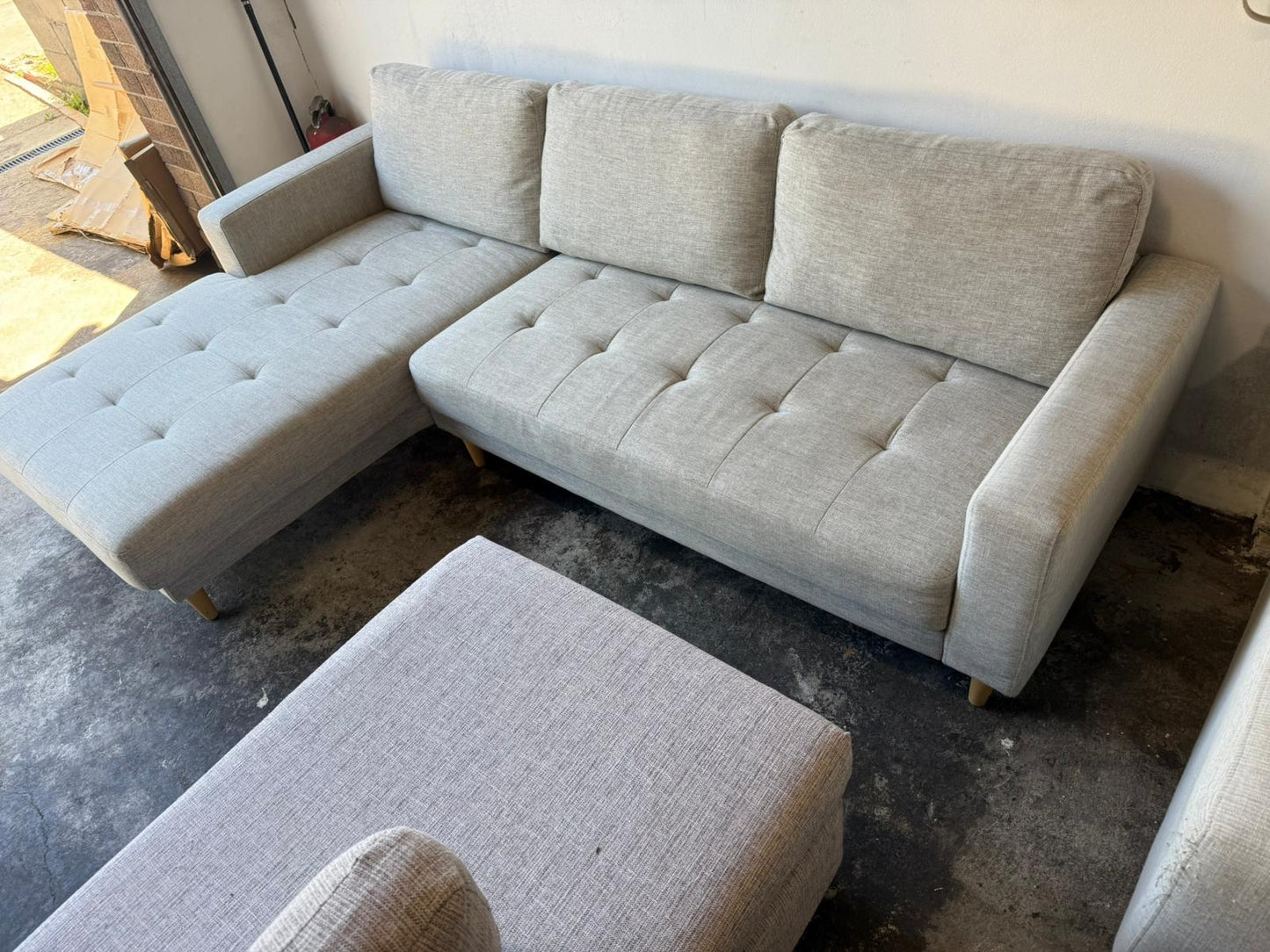 ⭐️ L-Shape Cream Sofa Pre-owned – Steam cleaned | SYDNEY WIDE DELIVERY