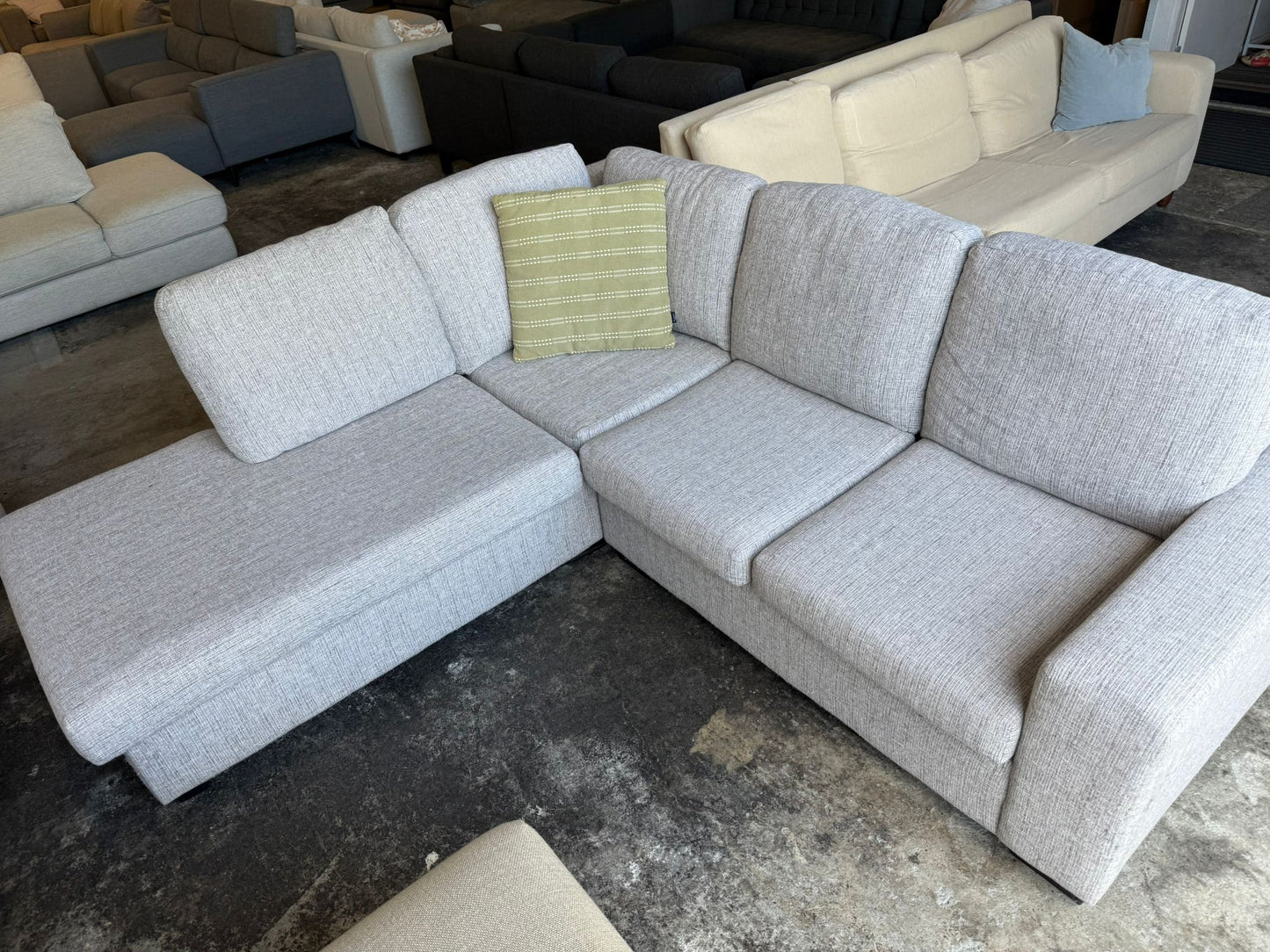 ⭐️ L-shape Sofa | Pre-owned – Steam cleaned | SYDNEY WIDE DELIVERY
