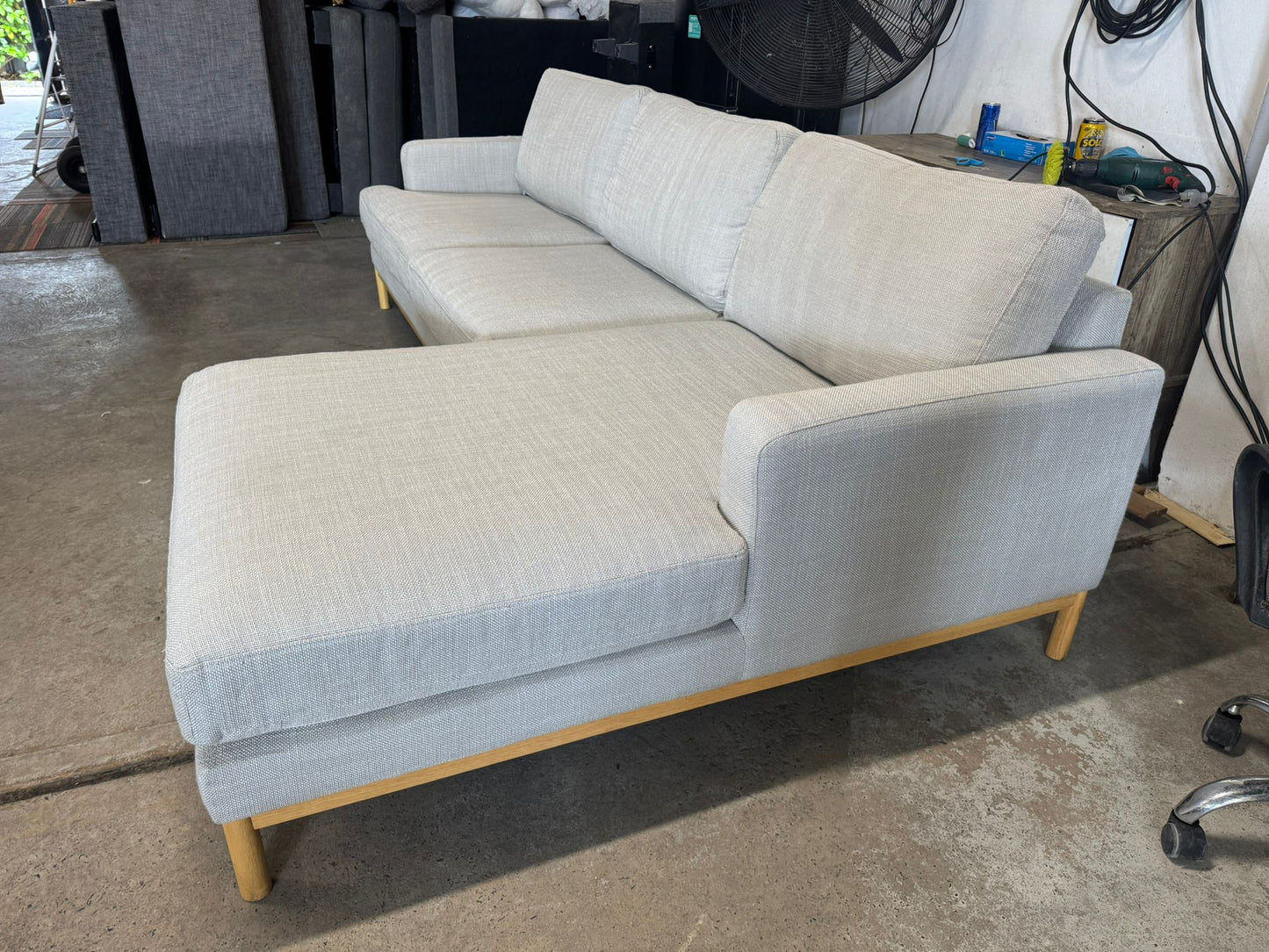 ⭐️ Beige L-shape Sofa | Pre-owned – Steam cleaned | SYDNEY WIDE DELIVERY