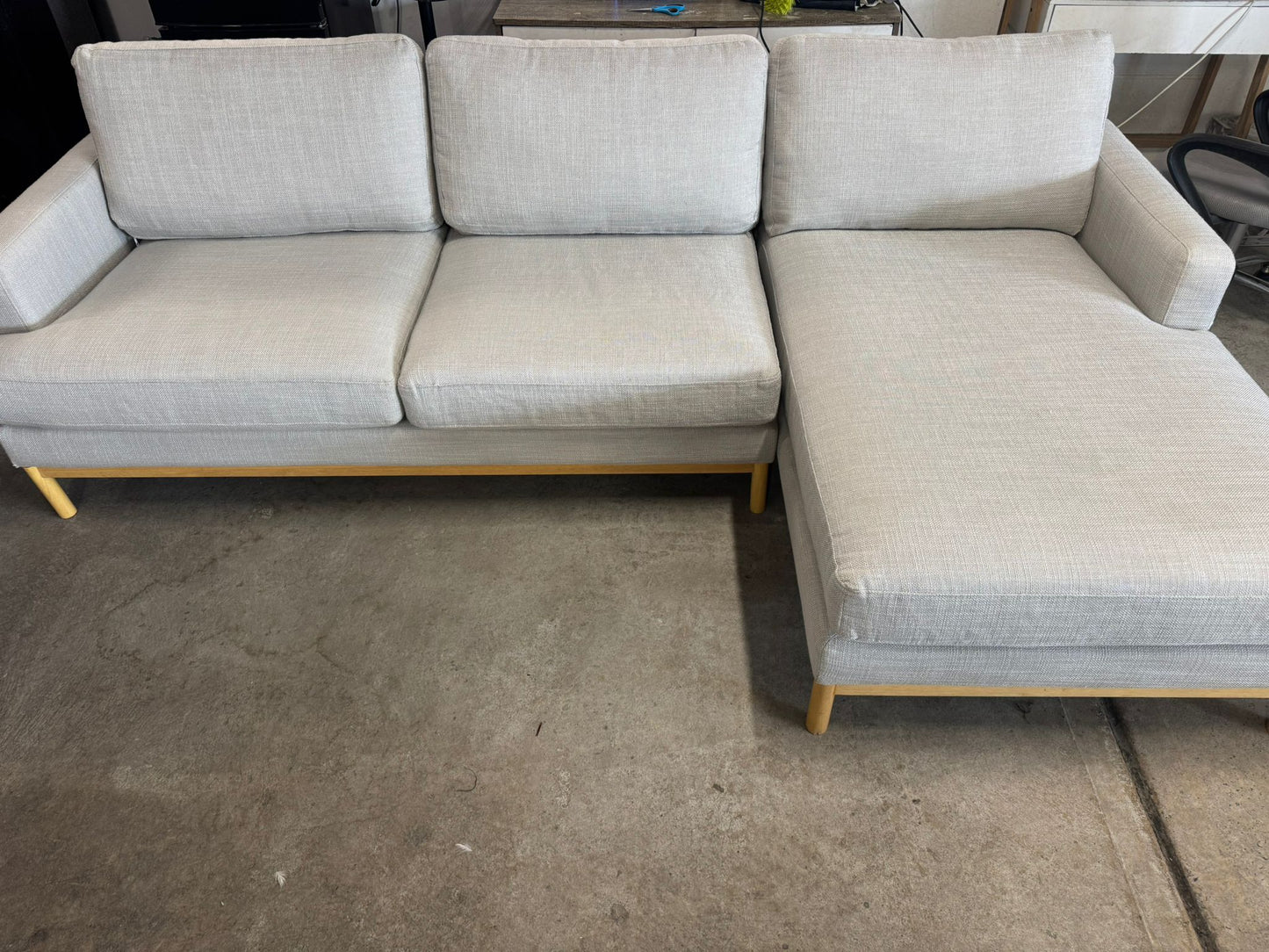 ⭐️ Beige L-shape Sofa | Pre-owned – Steam cleaned | SYDNEY WIDE DELIVERY
