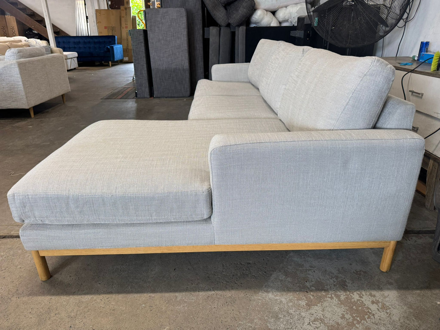 ⭐️ Beige L-shape Sofa | Pre-owned – Steam cleaned | SYDNEY WIDE DELIVERY