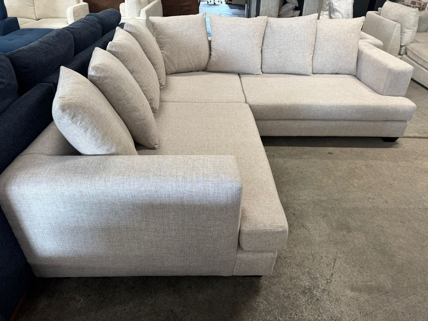 ⭐️Australian made Corner Sofa | Pre-owned – Steam cleaned | SYDNEY WIDE DELIVERY