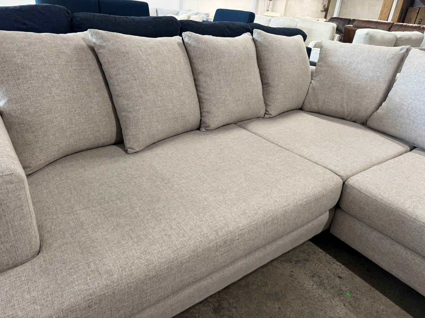 ⭐️Australian made Corner Sofa | Pre-owned – Steam cleaned | SYDNEY WIDE DELIVERY