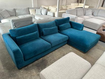 ⭐️ Castlary velvet L shape sofa  L-shape Sofa | Pre-owned – Steam cleaned | SYDNEY WIDE DELIVERY