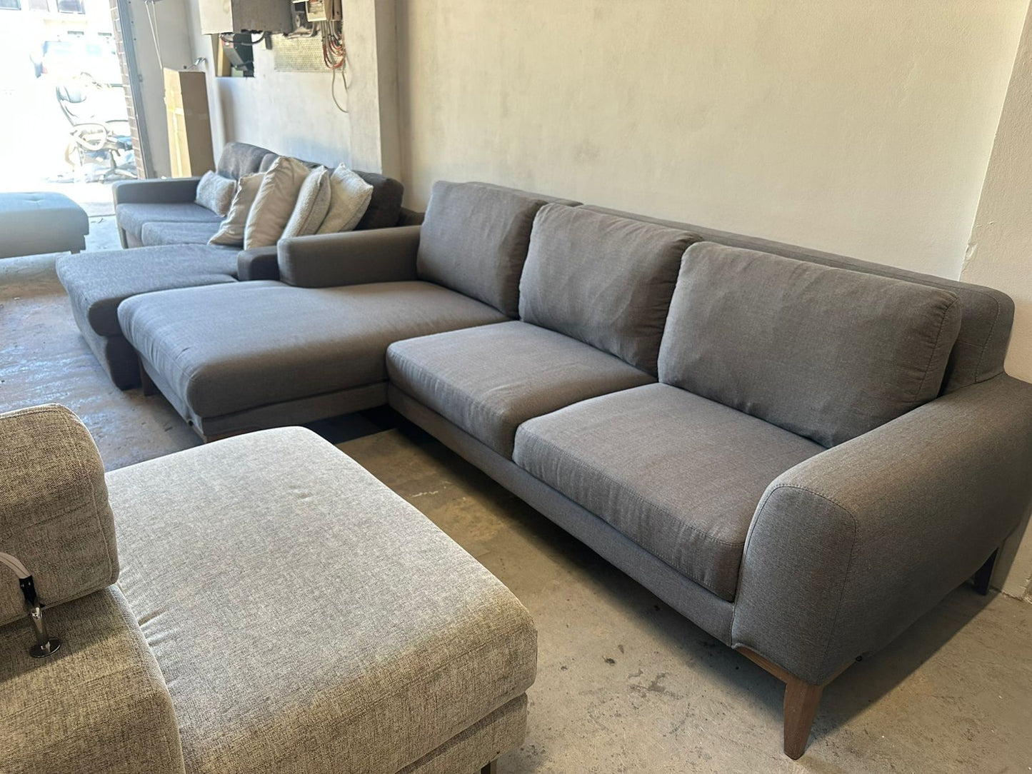 ⭐️ Nick Scali L shape sofa  | Pre-owned – Steam cleaned | SYDNEY WIDE DELIVERY