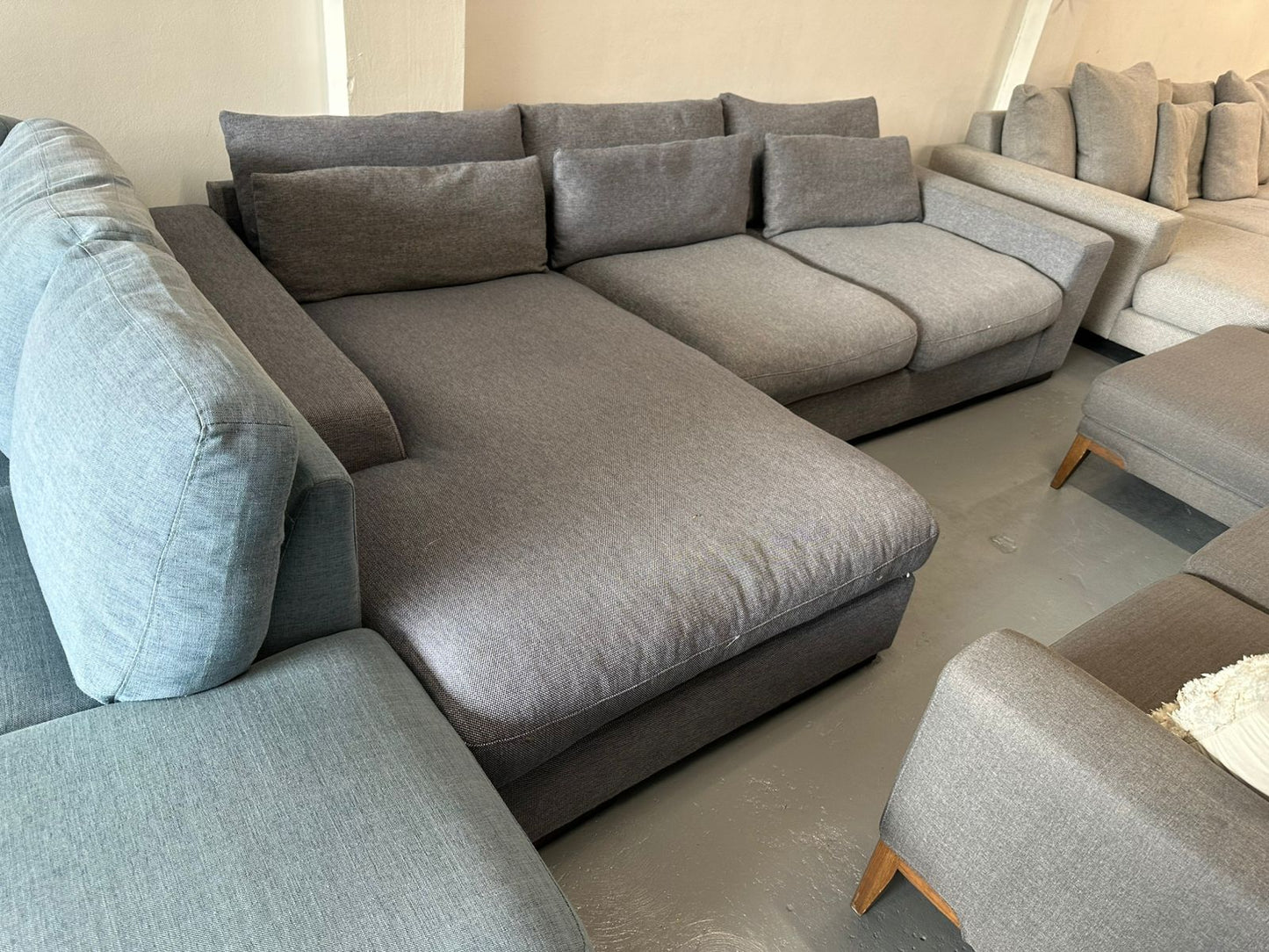 ⭐️Grey L-shape Sofa | Pre-owned – Steam cleaned | SYDNEY WIDE DELIVERY