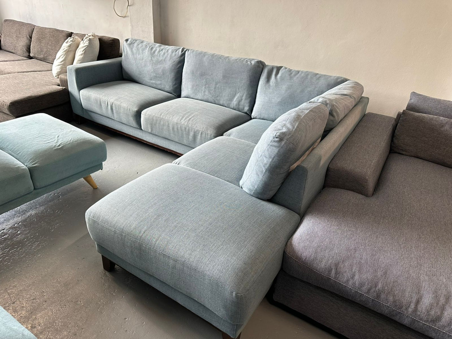 ⭐️ Blue corner sofa  | Pre-owned – Steam cleaned | SYDNEY WIDE DELIVERY