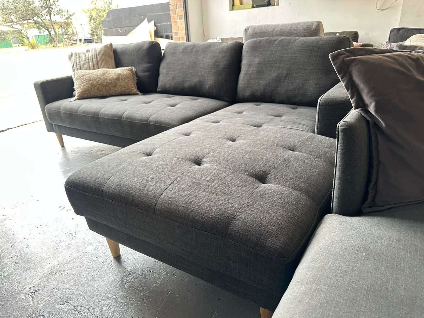⭐️ Charcoal L-shape Sofa | Pre-owned – Steam cleaned | SYDNEY WIDE DELIVERY