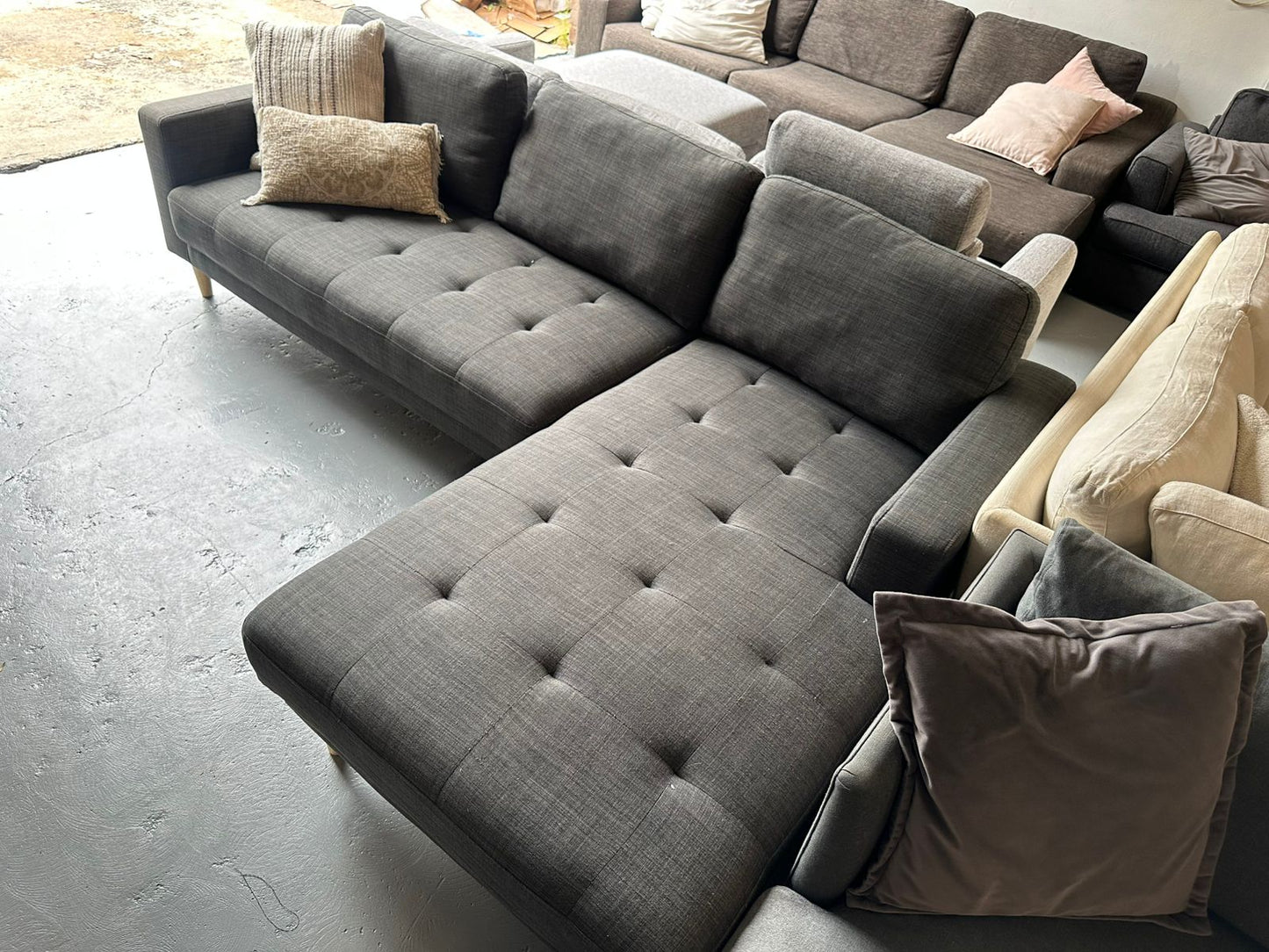 ⭐️ Charcoal L-shape Sofa | Pre-owned – Steam cleaned | SYDNEY WIDE DELIVERY
