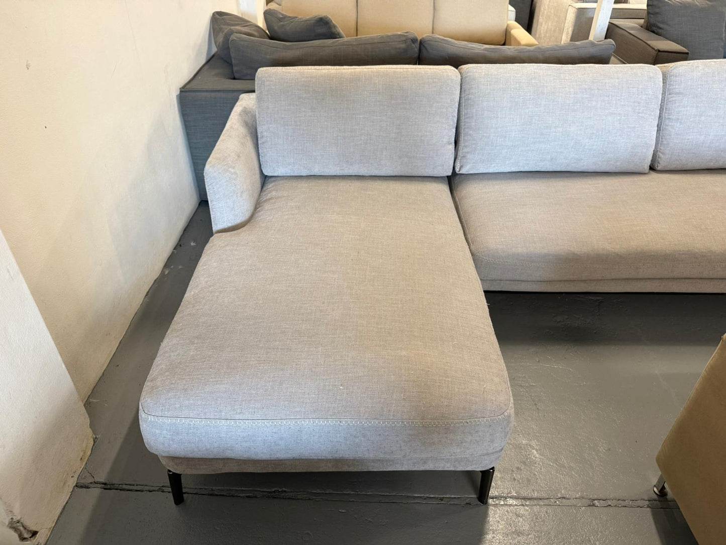 ⭐️ Beige L-shape Sofa | Pre-owned – Steam cleaned | SYDNEY WIDE DELIVERY