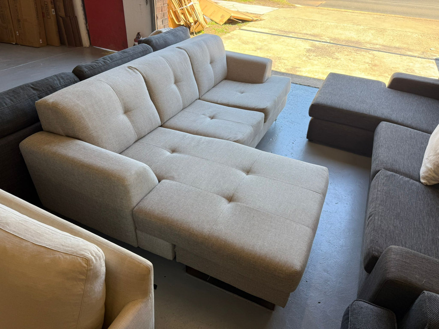 ⭐️ Beige Reversible chaise L-shape Sofa | Pre-owned – Steam cleaned | SYDNEY WIDE DELIVERY