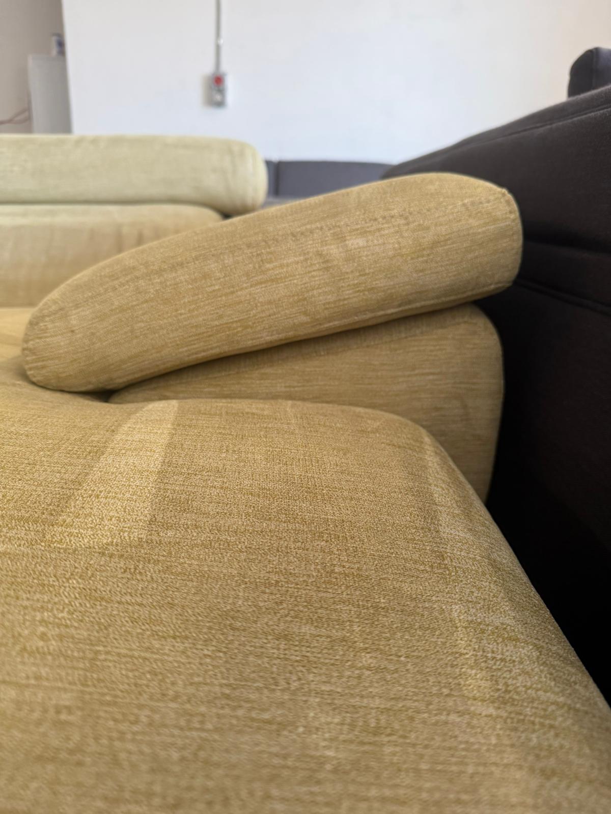 ⭐️Nick Scali Beige Adjustable-headrest Sofa | Pre-owned – Steam cleaned | SYDNEY WIDE DELIVERY