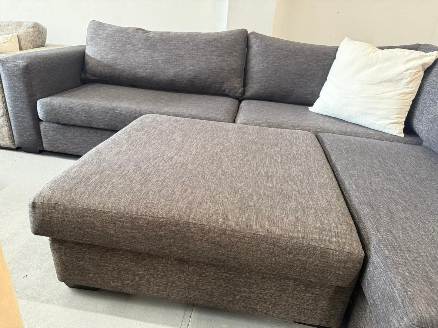 ⭐️ Charcoal modular L shape with ottoman  | Pre-owned – Steam cleaned | SYDNEY WIDE DELIVERY