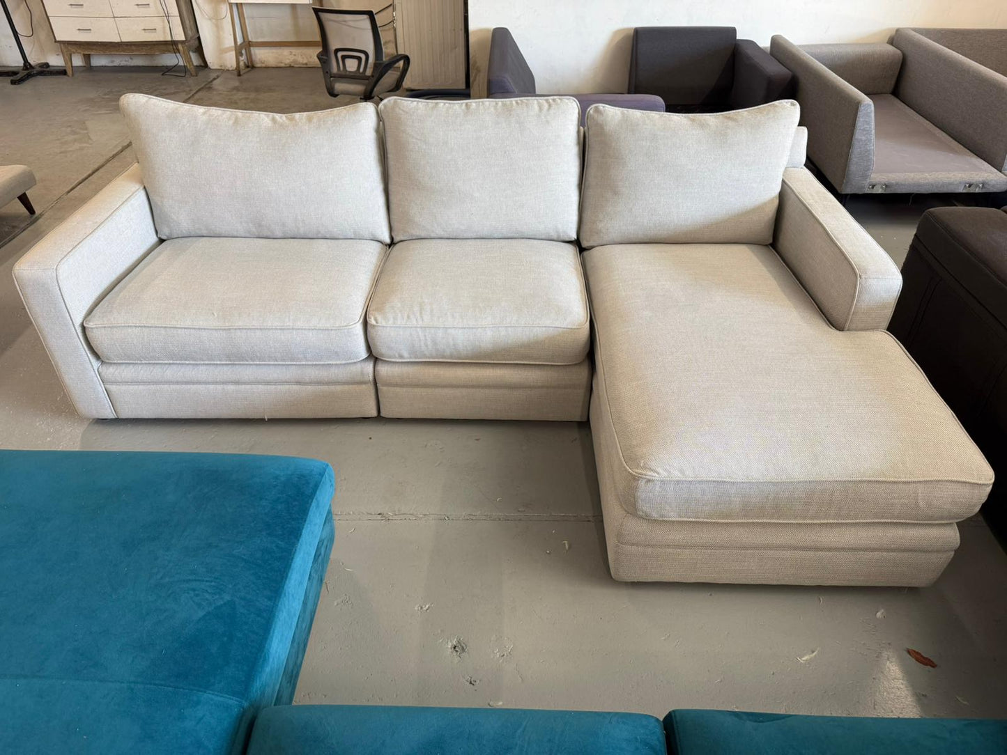 ⭐️Freedom L-shape Right hand chaise Sofa | Pre-owned – Steam cleaned | SYDNEY WIDE DELIVERY