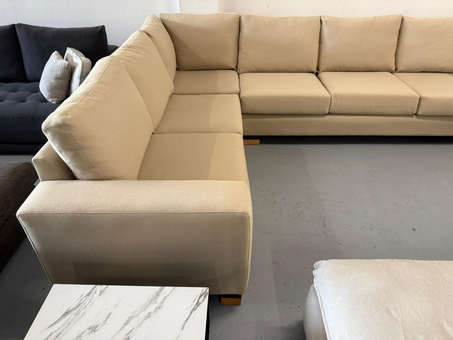 ⭐️ Beige L-shape Sofa | Pre-owned – Steam cleaned | SYDNEY WIDE DELIVERY