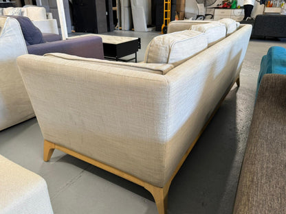 ⭐️ Freedom 3 seater Sofa | Pre-owned – Steam cleaned | SYDNEY WIDE DELIVERY