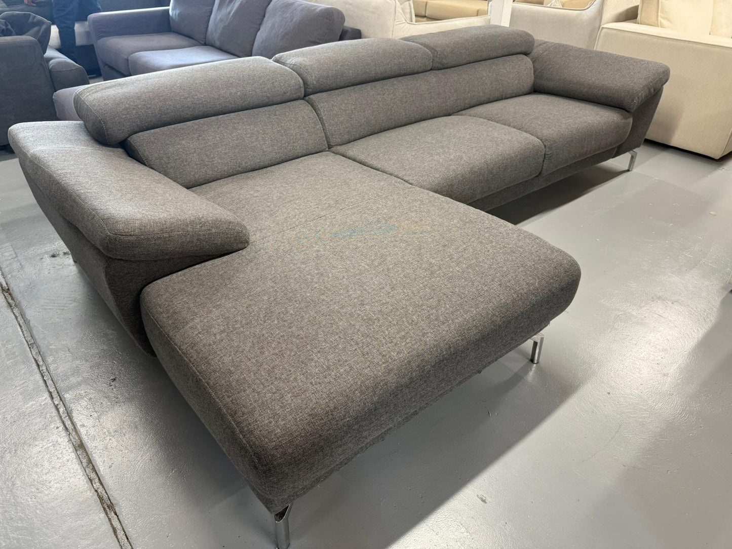 ⭐️ Nick Scali adjustable headrest Sofa  | Pre-owned – Steam cleaned | SYDNEY WIDE DELIVERY