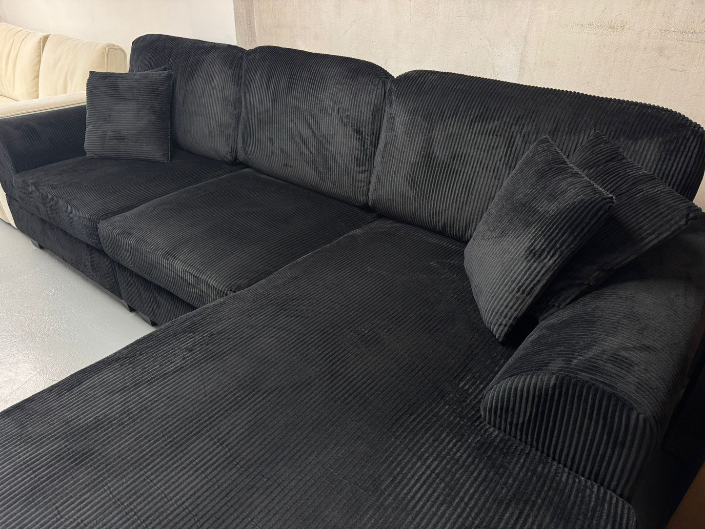 🛋️ BRAND NEW REVERSIBLE CHAISE SOFA 🛋️