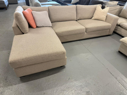 ⭐️ Plush Style Cream L-shape Sofa | Pre-owned – Steam cleaned | SYDNEY WIDE DELIVERY