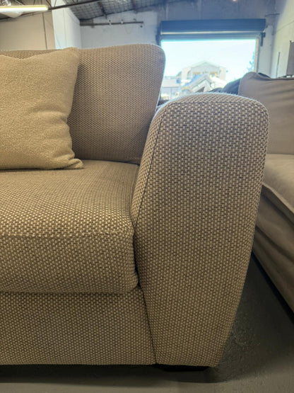 ⭐️ Plush Style Cream L-shape Sofa | Pre-owned – Steam cleaned | SYDNEY WIDE DELIVERY