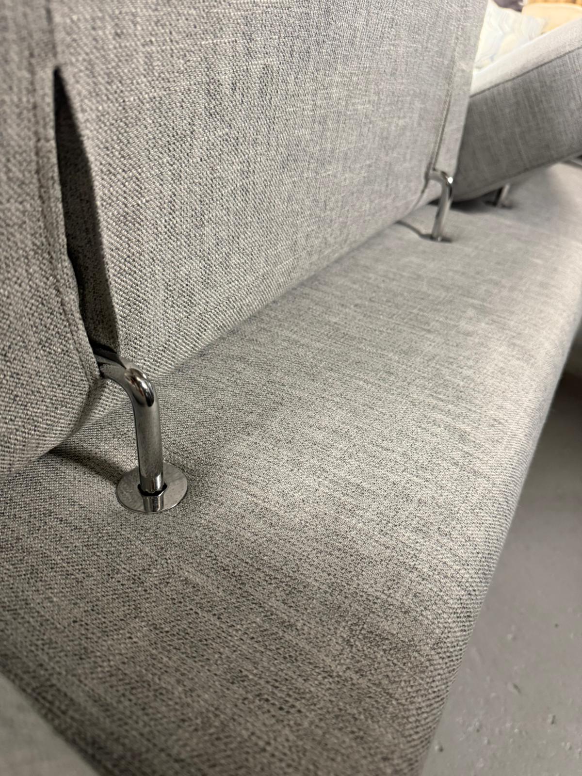 ⭐️ Harvey Norman Electric recliner | Pre-owned – Steam cleaned | SYDNEY WIDE DELIVERY