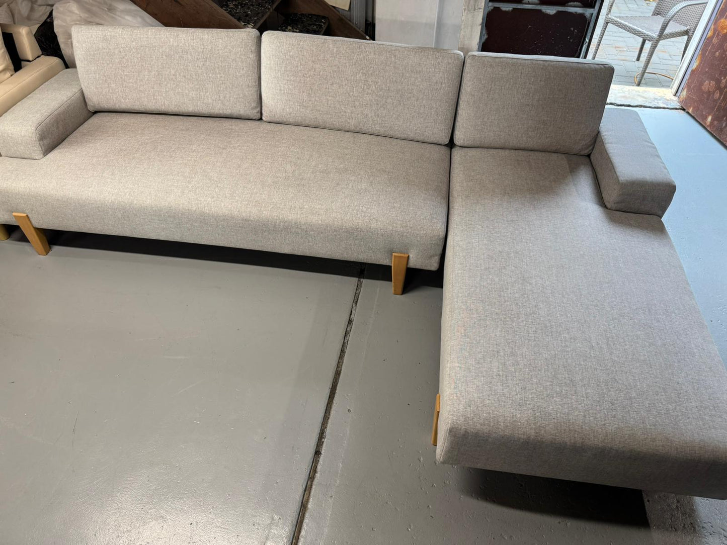 ⭐️ Beige L-shape Sofa | Pre-owned – Steam cleaned | SYDNEY WIDE DELIVERY