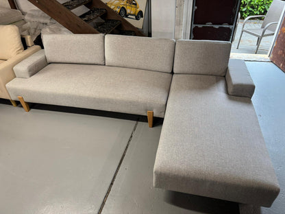 ⭐️ Beige L-shape Sofa | Pre-owned – Steam cleaned | SYDNEY WIDE DELIVERY