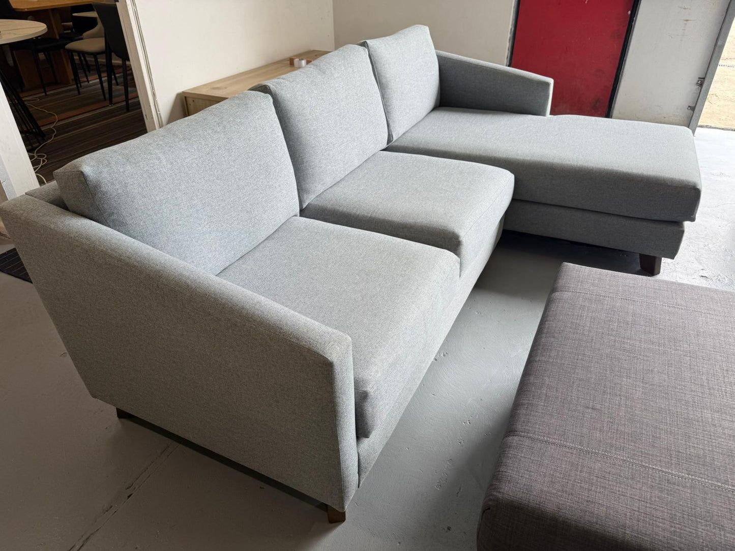 ⭐️ Davini L-shape Sofa | Pre-owned – Steam cleaned | SYDNEY WIDE DELIVERY