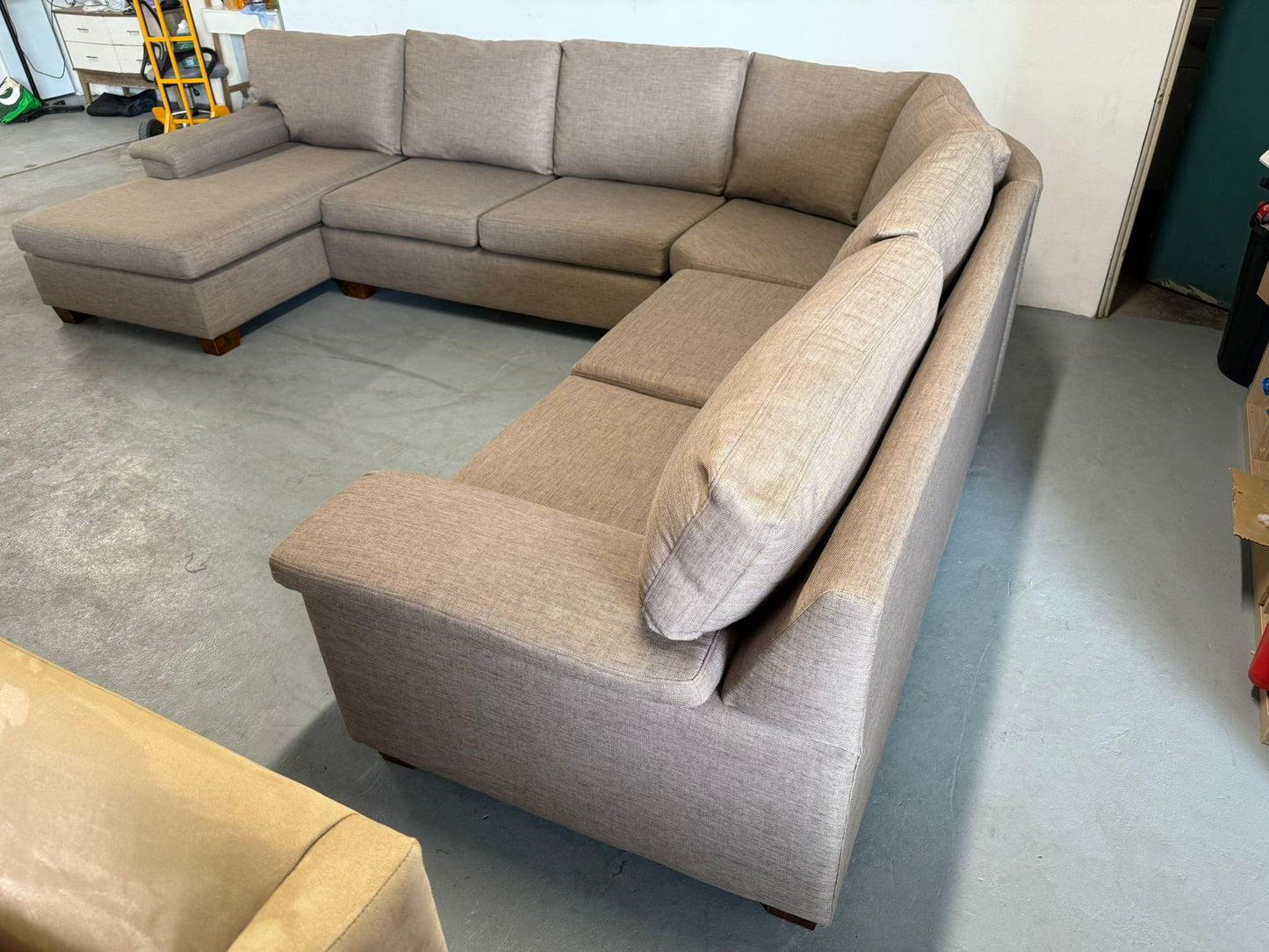 ⭐️Jackson & Co seven seater couch | Pre-owned – Steam cleaned | SYDNEY WIDE DELIVERY