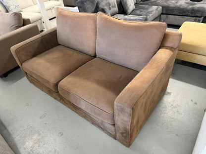 ⭐️ Freedom 2 seater  Sofa | Pre-owned – Steam cleaned | SYDNEY WIDE DELIVERY