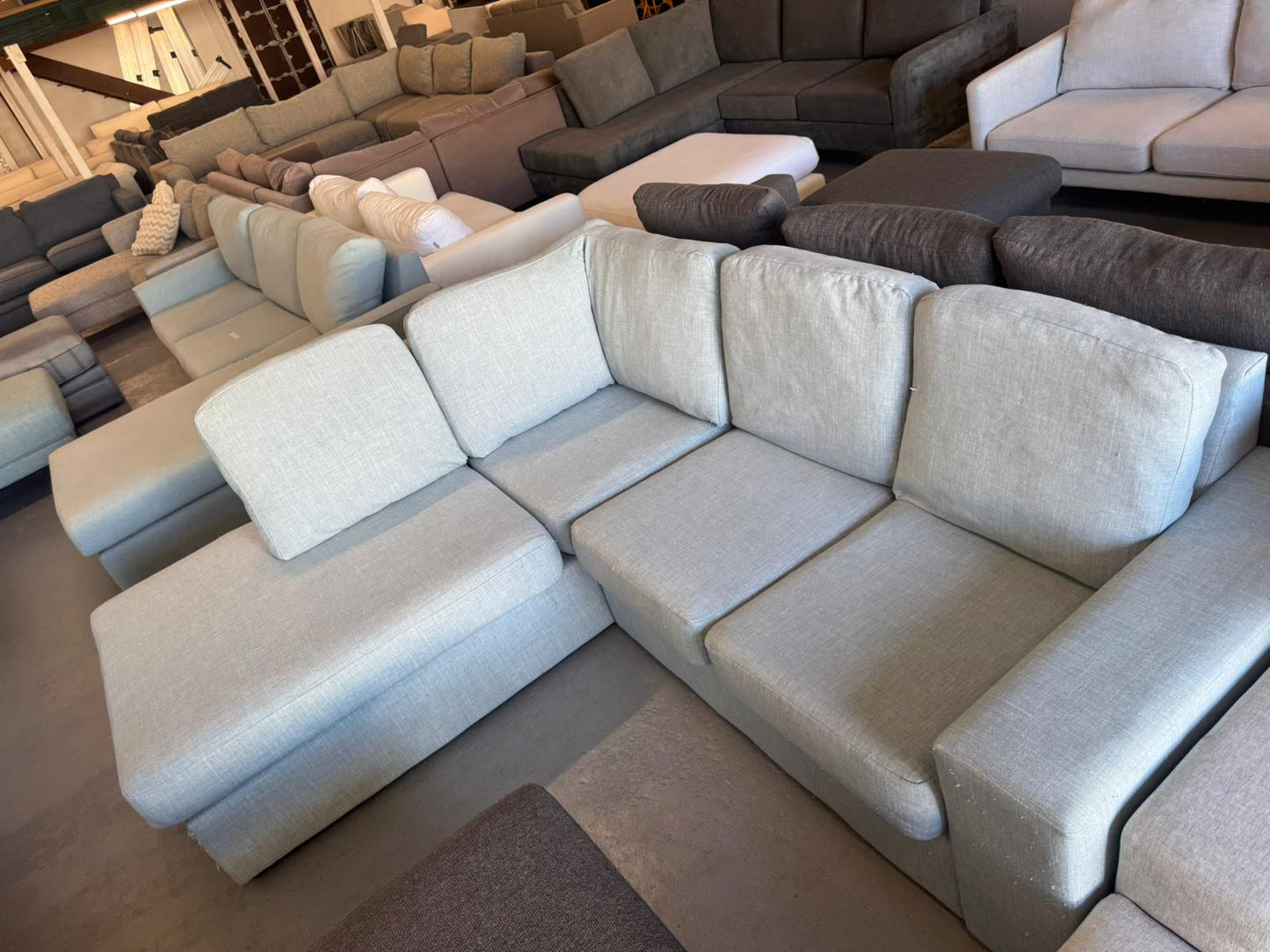 ⭐️Grey L-shape Sofa | Pre-owned – Steam cleaned | SYDNEY WIDE DELIVERY