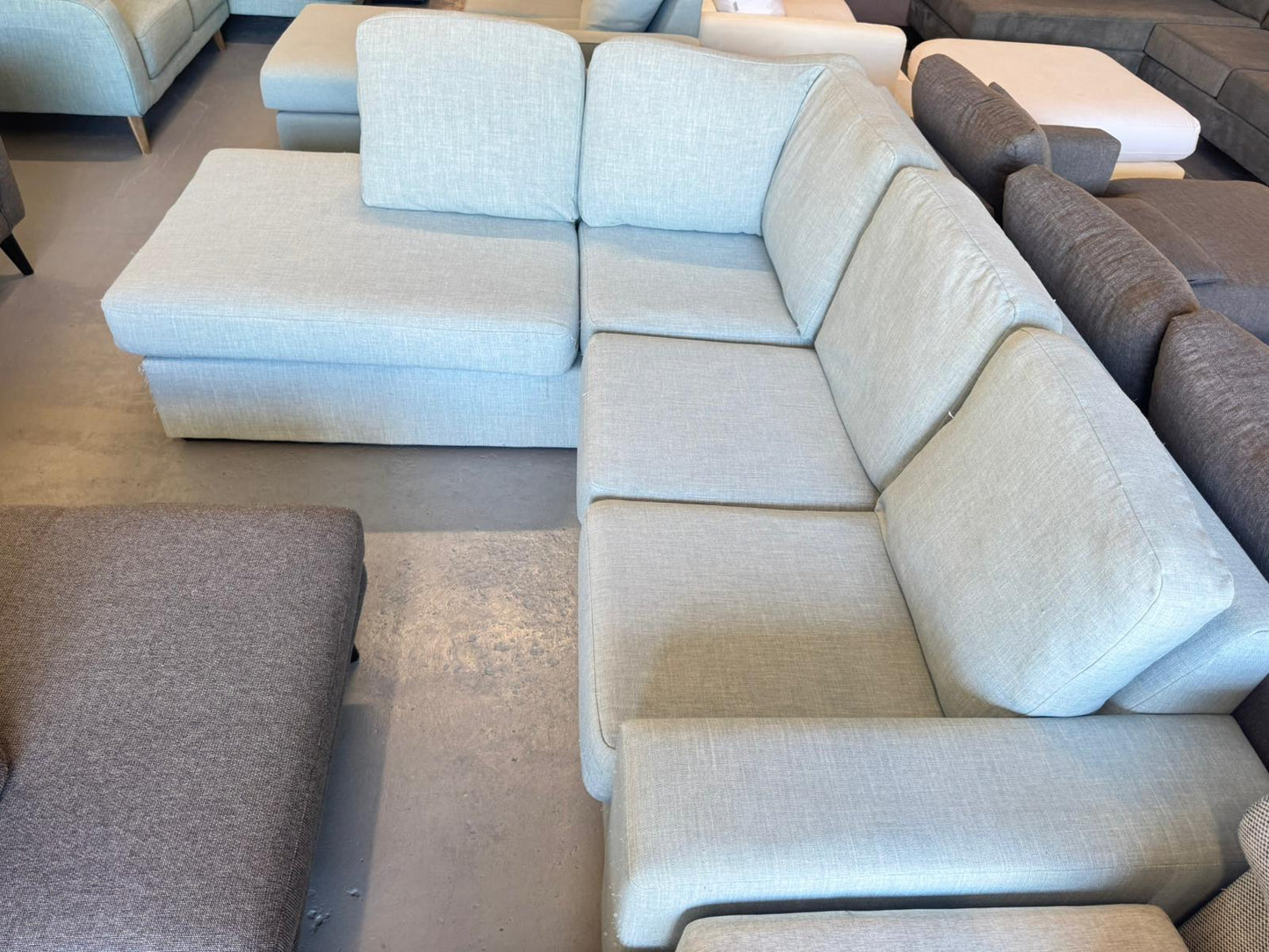 ⭐️Grey L-shape Sofa | Pre-owned – Steam cleaned | SYDNEY WIDE DELIVERY